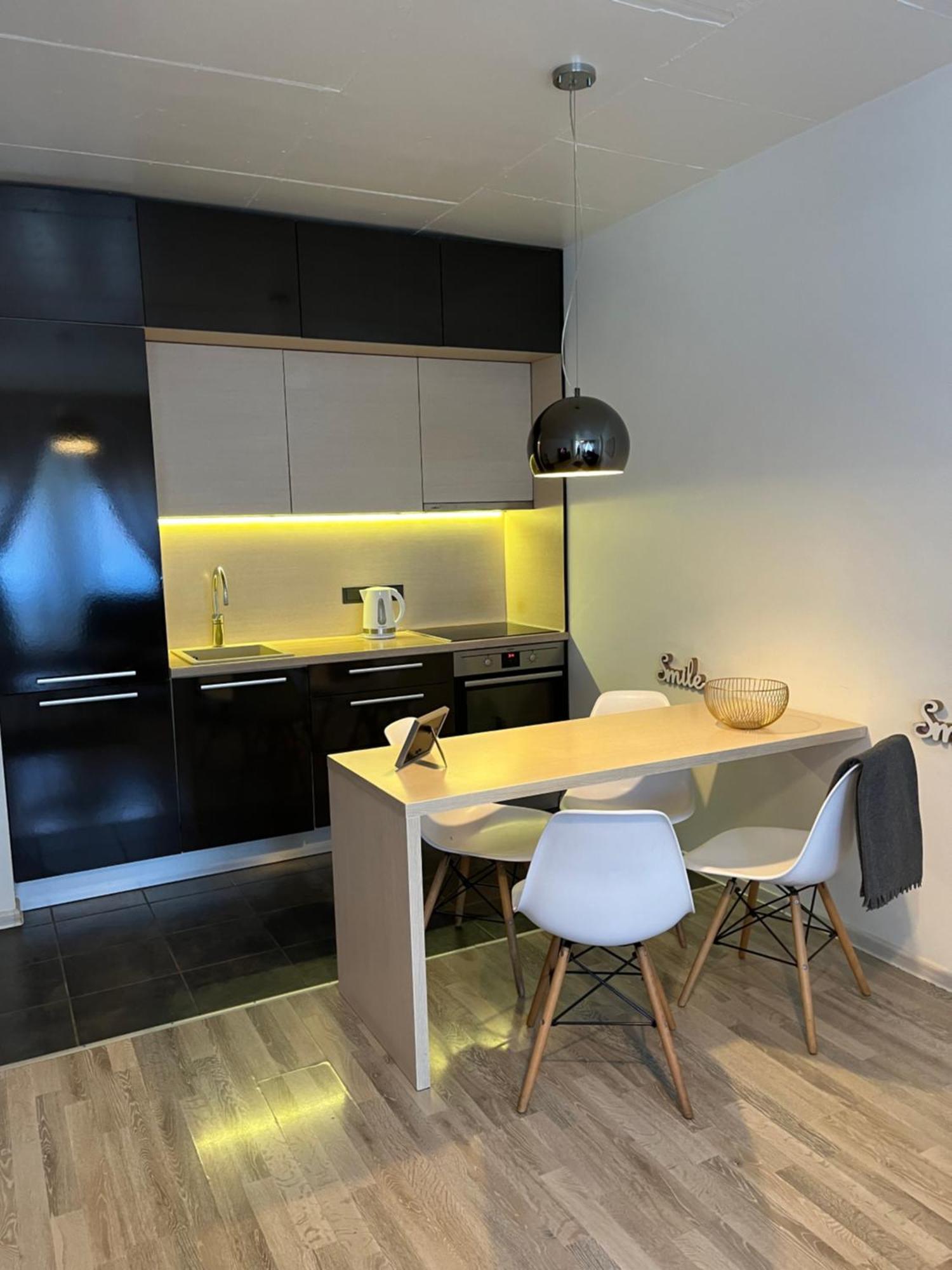 Near Station Apartment Vilnius Exterior photo